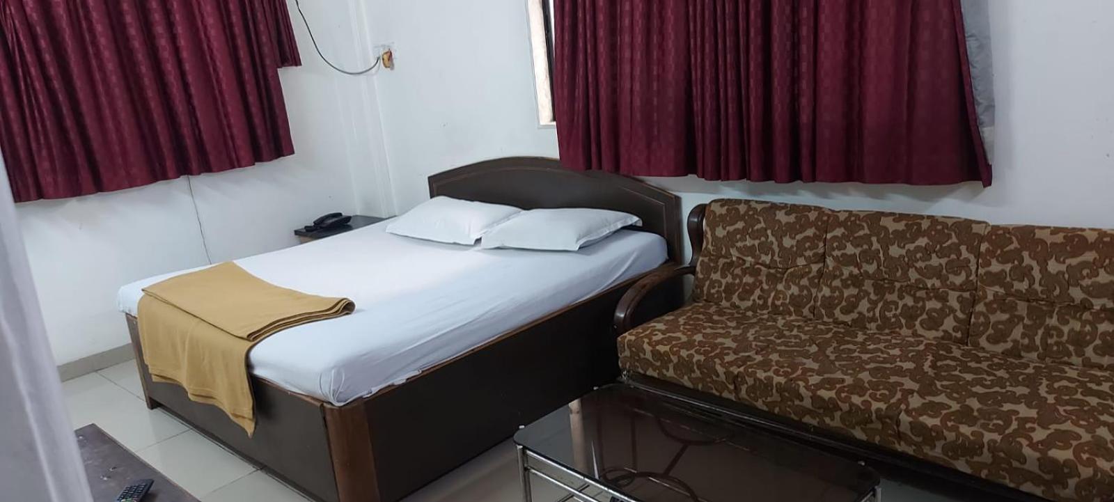 Glitz Hotels Sai Guest House - Nr Inorbit Mall Vashi Navi Mumbai Dış mekan fotoğraf