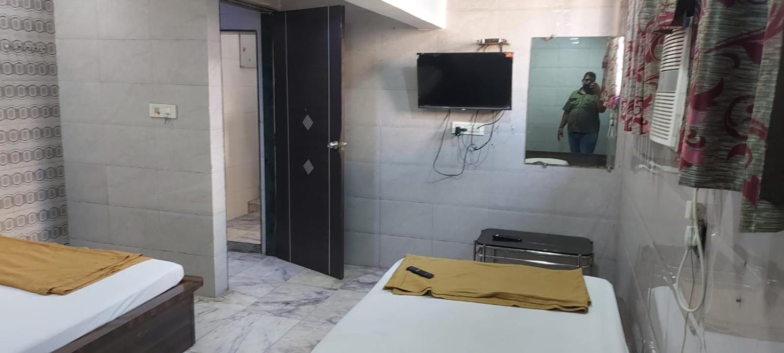 Glitz Hotels Sai Guest House - Nr Inorbit Mall Vashi Navi Mumbai Dış mekan fotoğraf