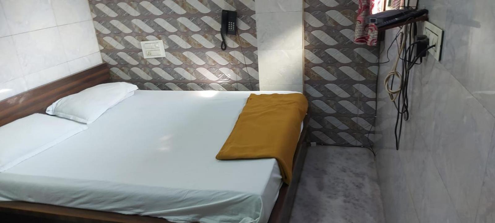 Glitz Hotels Sai Guest House - Nr Inorbit Mall Vashi Navi Mumbai Dış mekan fotoğraf
