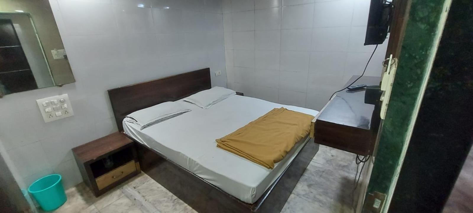 Glitz Hotels Sai Guest House - Nr Inorbit Mall Vashi Navi Mumbai Dış mekan fotoğraf