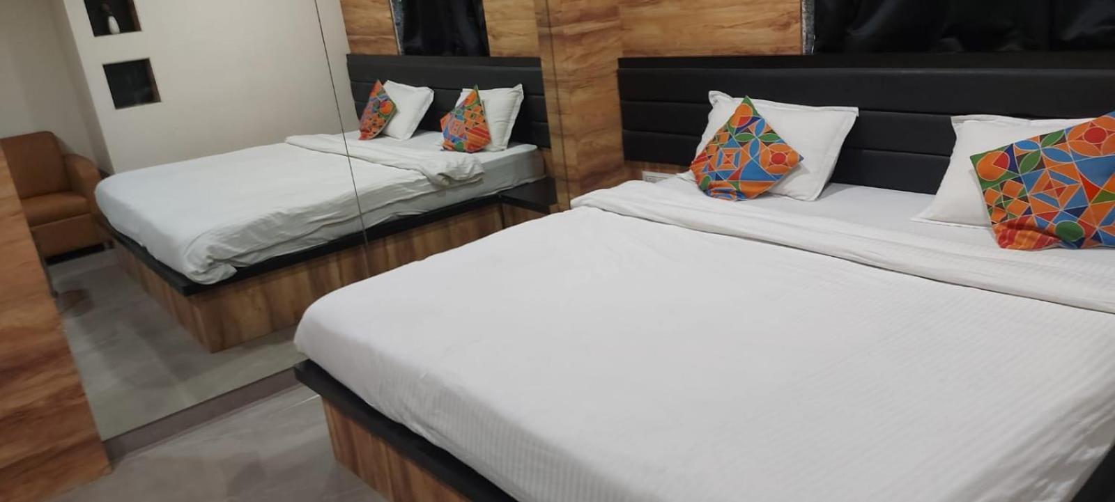 Glitz Hotels Sai Guest House - Nr Inorbit Mall Vashi Navi Mumbai Dış mekan fotoğraf