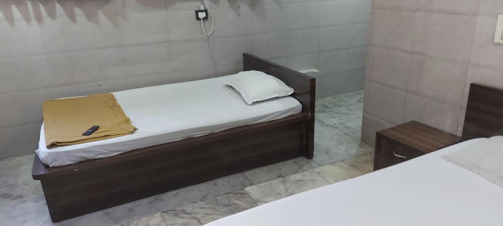 Glitz Hotels Sai Guest House - Nr Inorbit Mall Vashi Navi Mumbai Dış mekan fotoğraf