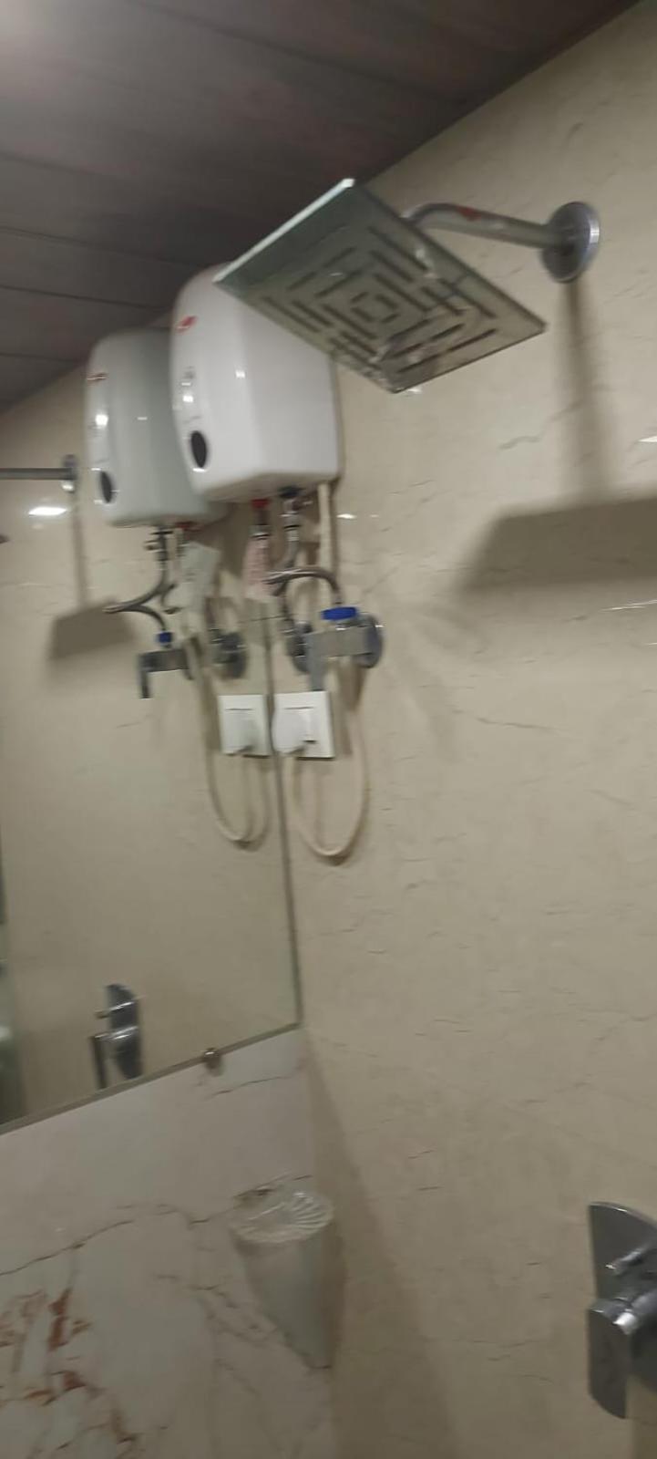 Glitz Hotels Sai Guest House - Nr Inorbit Mall Vashi Navi Mumbai Dış mekan fotoğraf